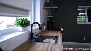 Fucking stepmom like a pro